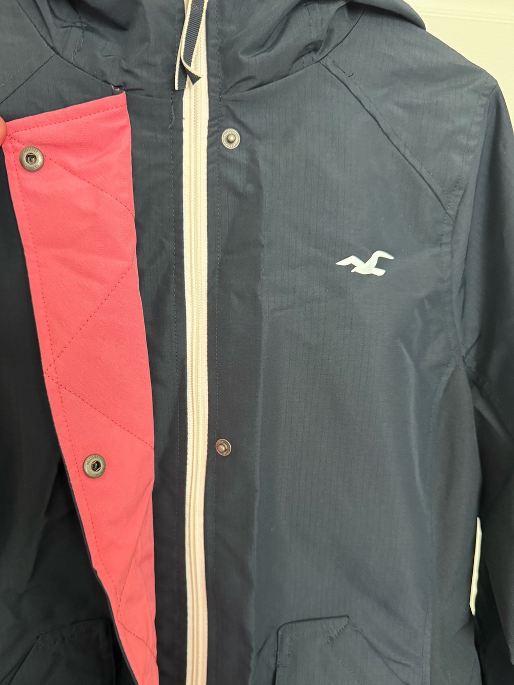 Hollister Dark Navy Hooded Shell Jacket with Pink Trim - Picture 3 of 5